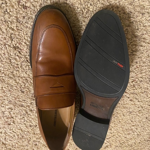 Johnston and Murphy Tan Leather Dress Loafers